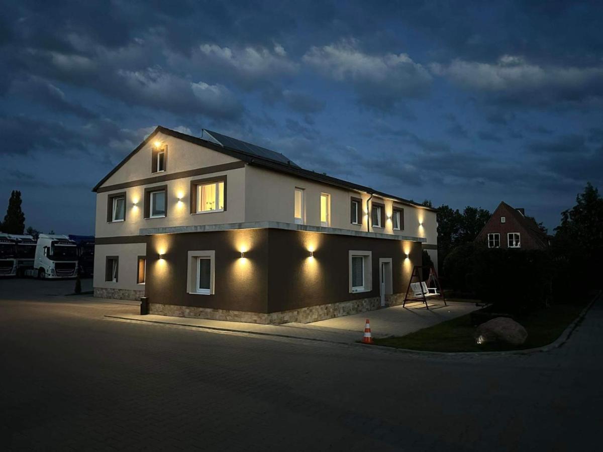 Sleep & Go Motel Gyhum Buitenkant foto