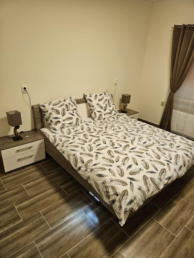 Sleep & Go Motel Gyhum Buitenkant foto