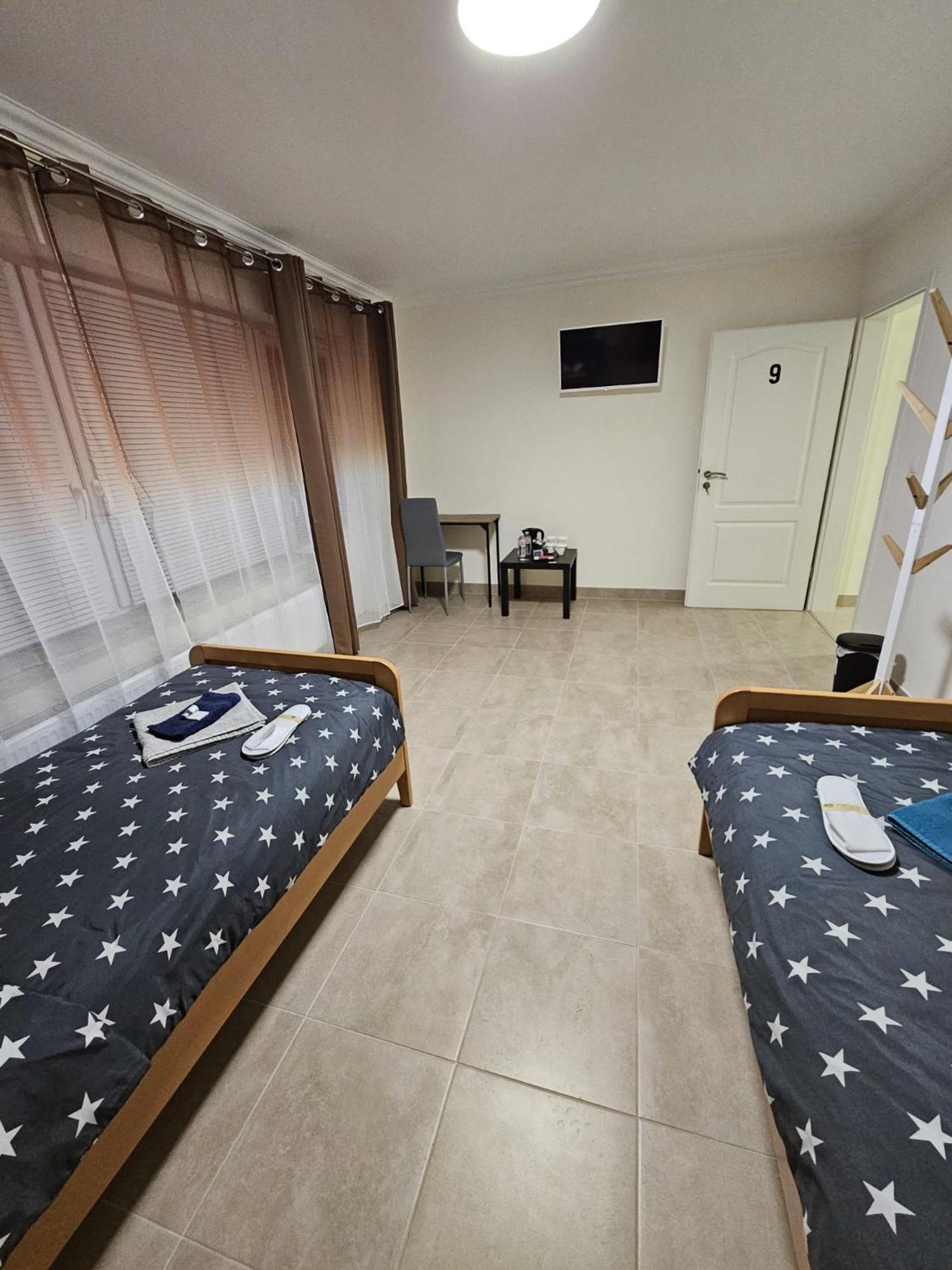 Sleep & Go Motel Gyhum Buitenkant foto